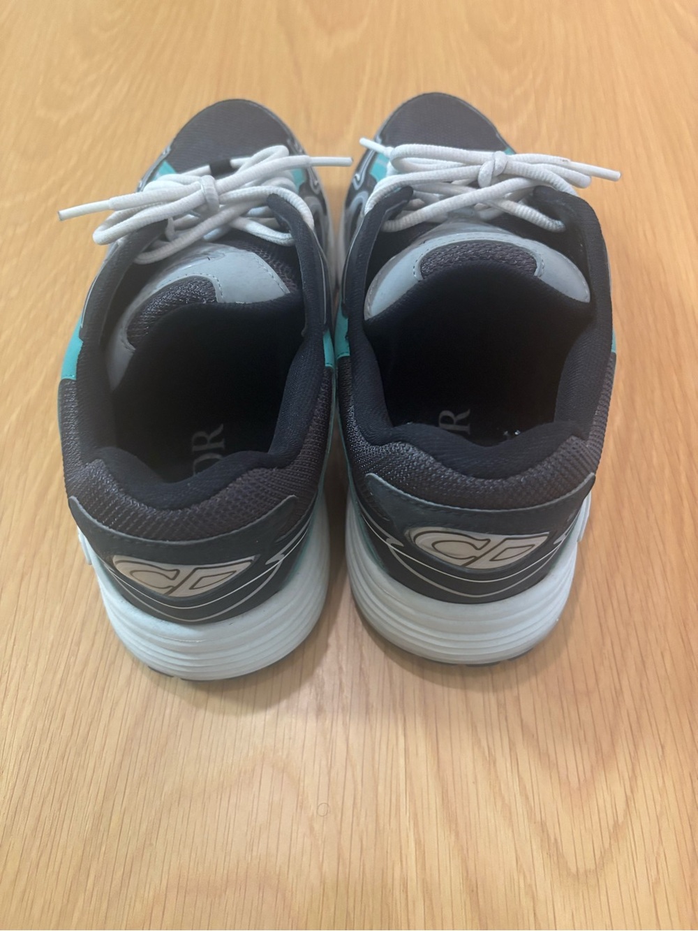 Dior B30 Sneakers - Picture 3 of 5